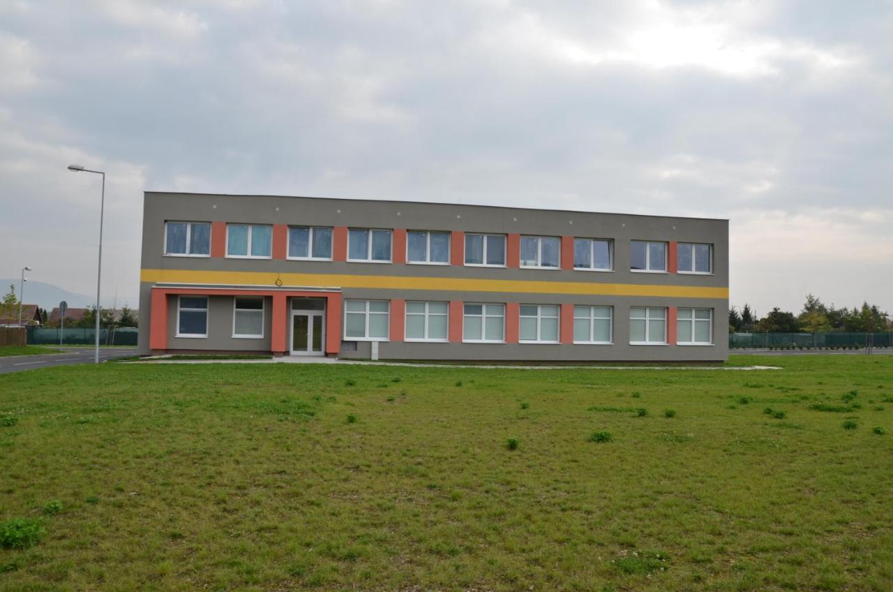 Hotel Arena Chomutov Zewnętrze zdjęcie