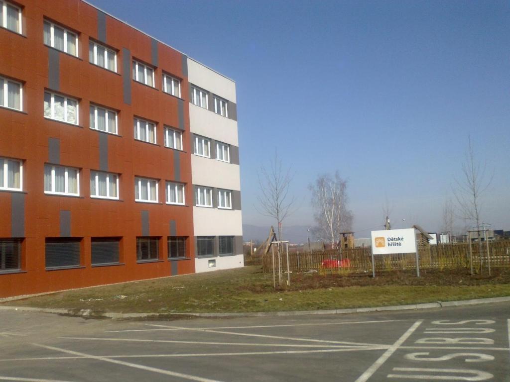 Hotel Arena Chomutov Zewnętrze zdjęcie