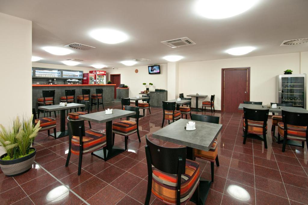Hotel Arena Chomutov Zewnętrze zdjęcie
