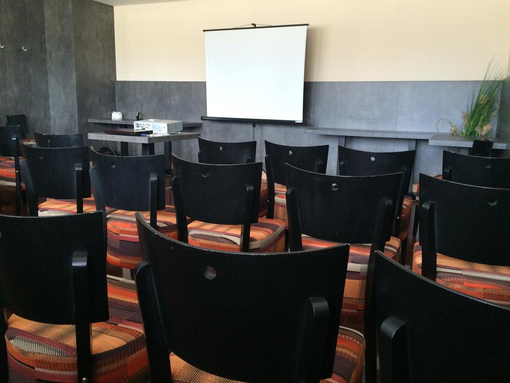Hotel Arena Chomutov Zewnętrze zdjęcie