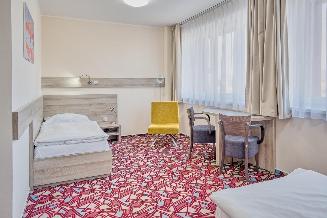 Hotel Arena Chomutov Zewnętrze zdjęcie